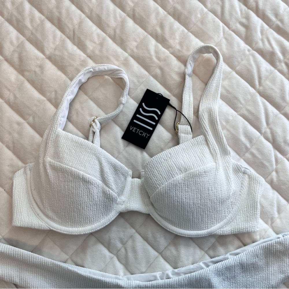 NWT Vetchy Laguna white textured Bikini Set Size Large - Picture 2 of 10